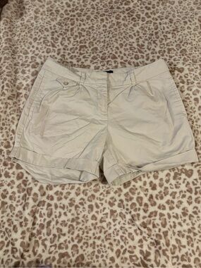 Nautica Size 6 Women's Cream Casual Shorts